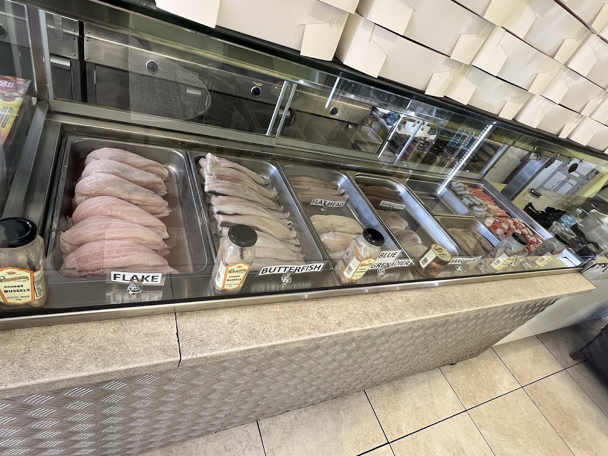 George And Kids Fish And Chips